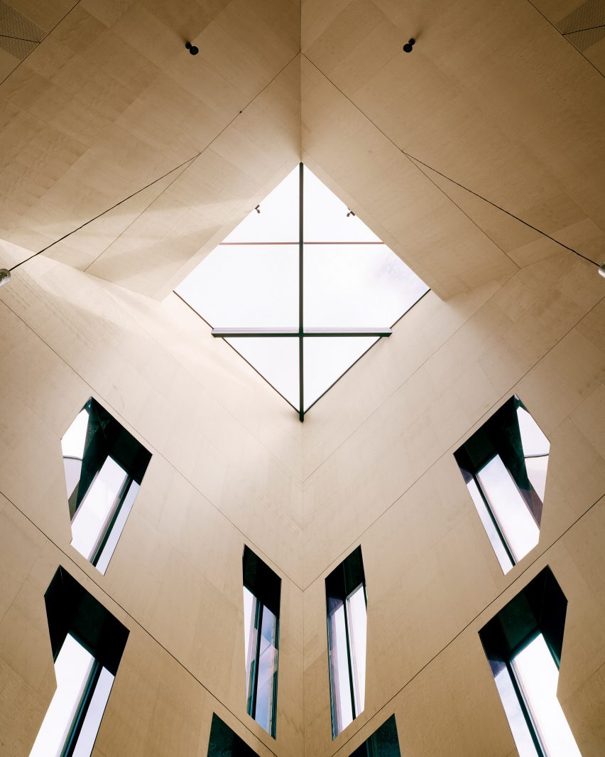 Våler kirke by Espen Surnevik