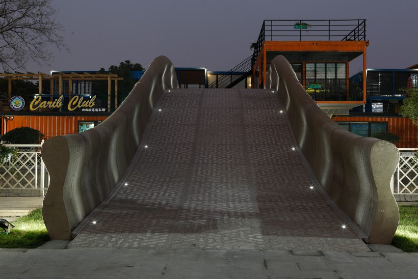 World's longest 3d-printed concrete bridge by Tsinghua University School of Architecture opens in Shanghai