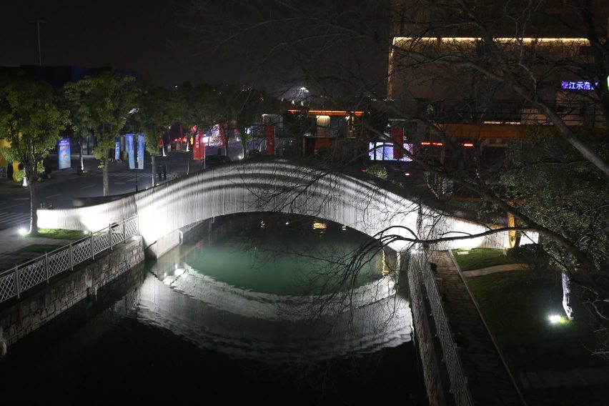 World's longest 3d-printed concrete bridge by Tsinghua University School of Architecture opens in Shanghai