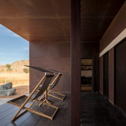 Al Faya Lodge by Anarchitect, photography by Fernando Guerra