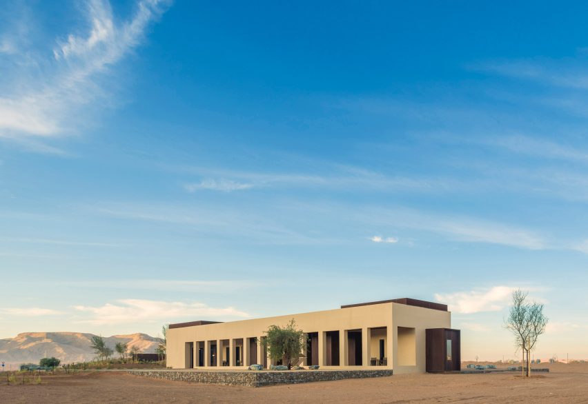 Al Faya Lodge by Anarchitect, photography by Fernando Guerra