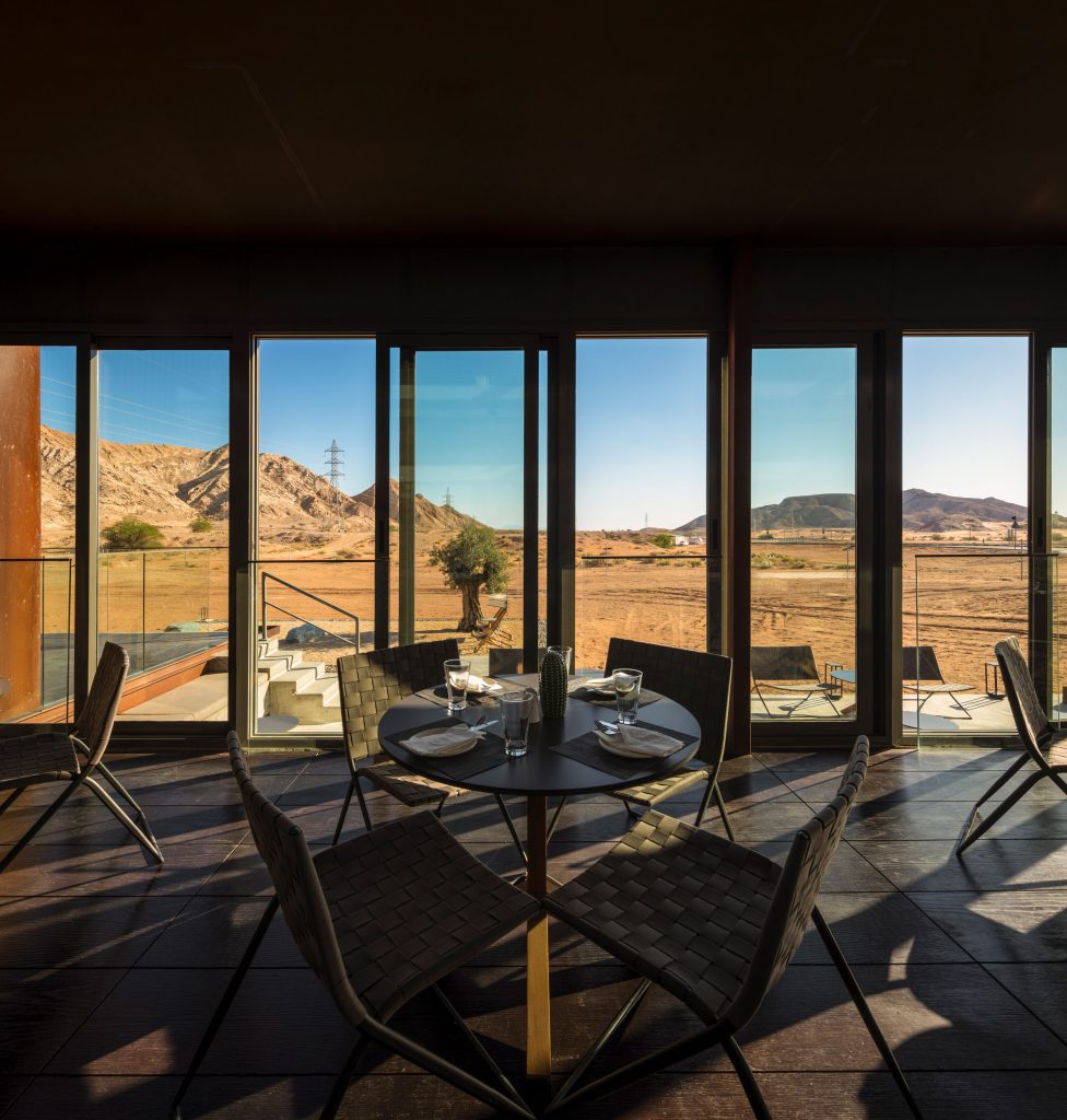 Al Faya Lodge by Anarchitect, photography by Fernando Guerra