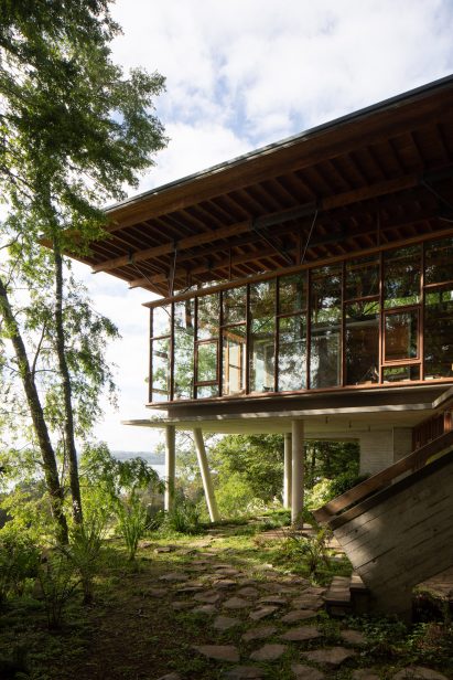 Apus House by Aguilo + Pedraza Architects