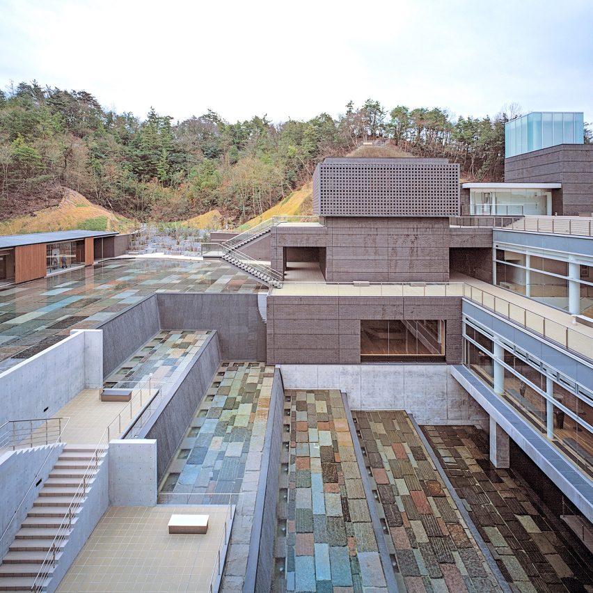 Ceramic Park Mino by Arata Isozaki