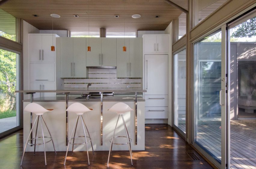 Bay Walk by Rodman Paul Architects