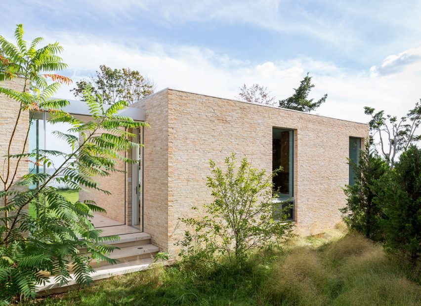 Bellport House by Toshihiro Oki
