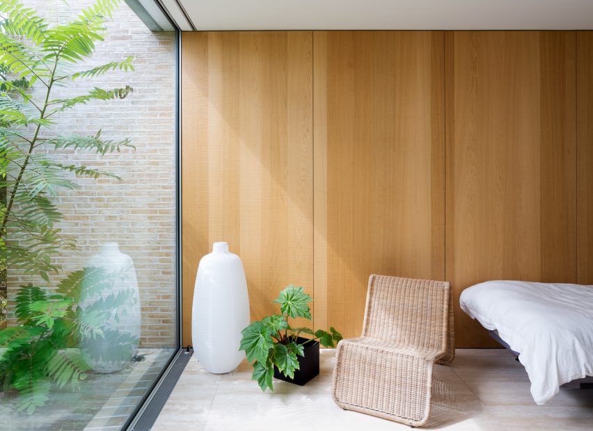 Bellport House by Toshihiro Oki