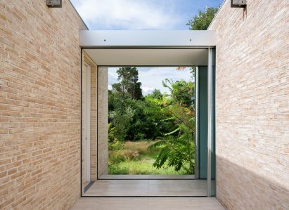 Bellport House by Toshihiro Oki