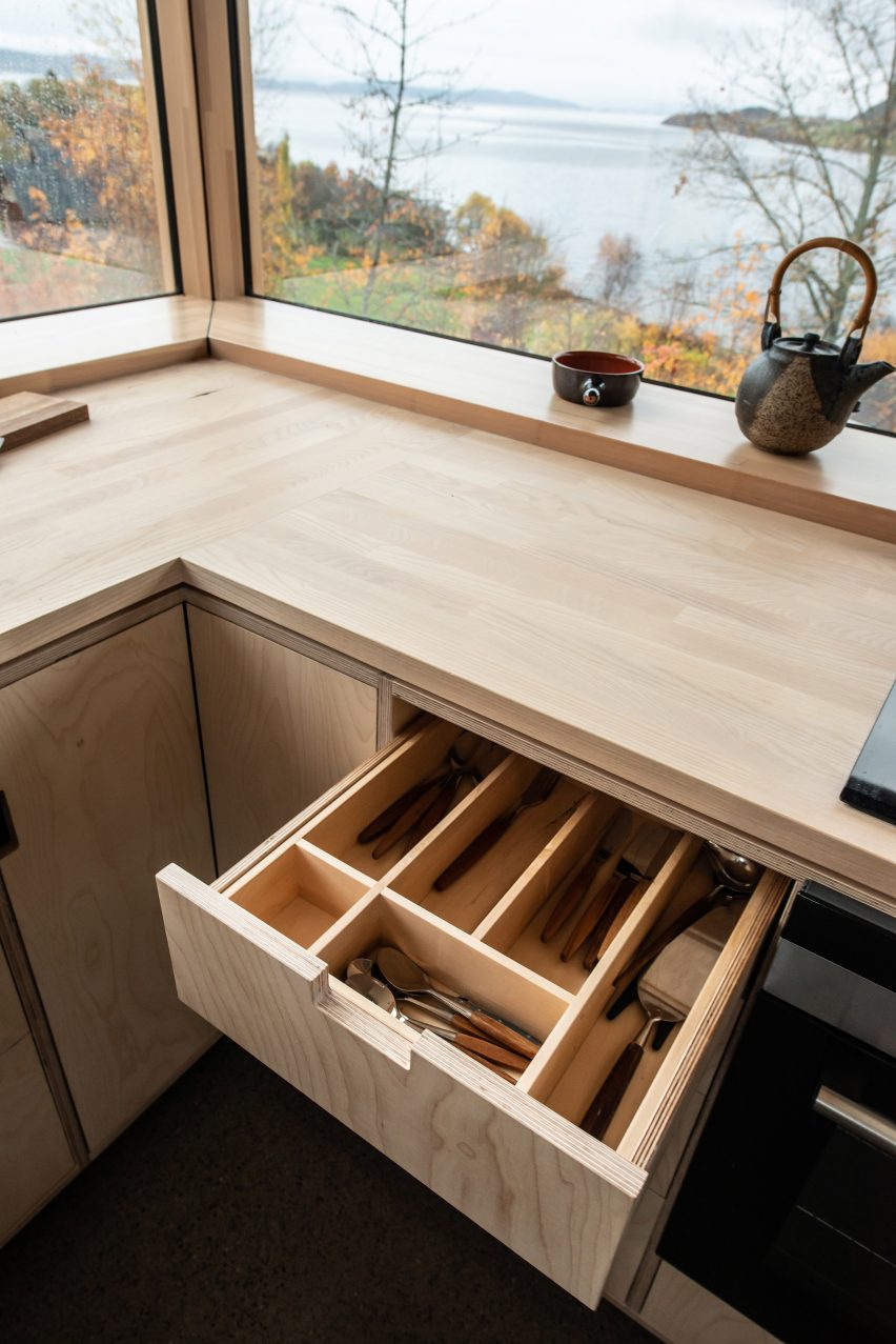 Cabin at Rones by Sanden+Hodnekvam Arkitekter
