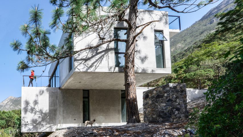 Casa 2I4E by P+0 Arquitectura