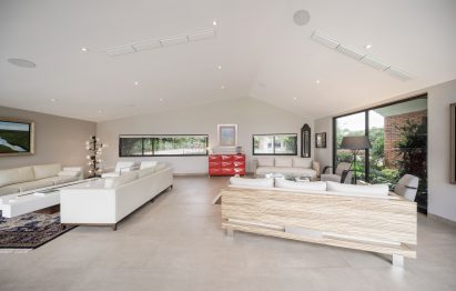 Casa El Cortijo by Felipe Assadi Arquitectos