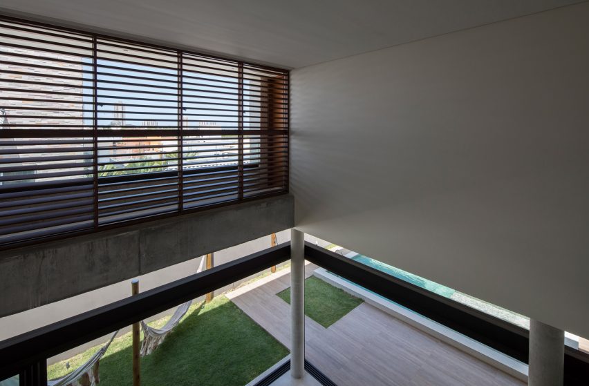 Casa IF by Martins Lucena Architects