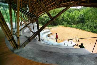 Chieng Yen Community House by 1+1>2