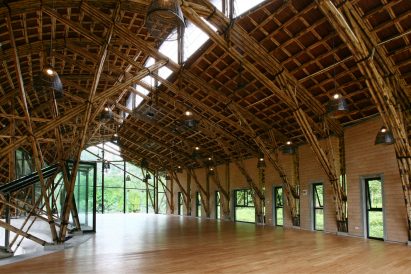 Chieng Yen Community House by 1+1>2