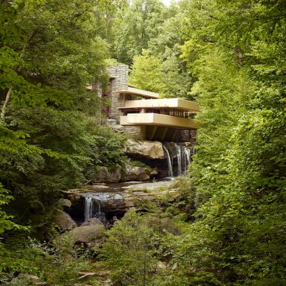 Waterfall architecture: Fallingwater by Frank Lloyd Wright