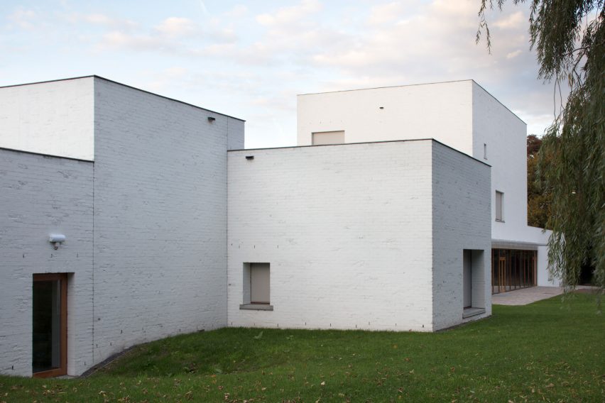 Folklore Museum in Mouscron by V+
