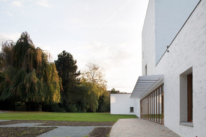 Folklore Museum in Mouscron by V+
