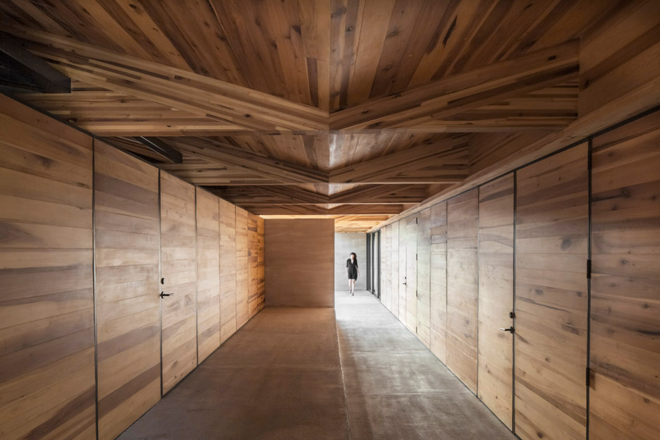 Cabo House by Dellekamp Arquitectos