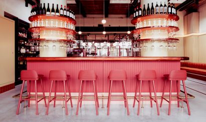Interiors of Garage Pompen & Verlouw restaurant by Studio 34 South