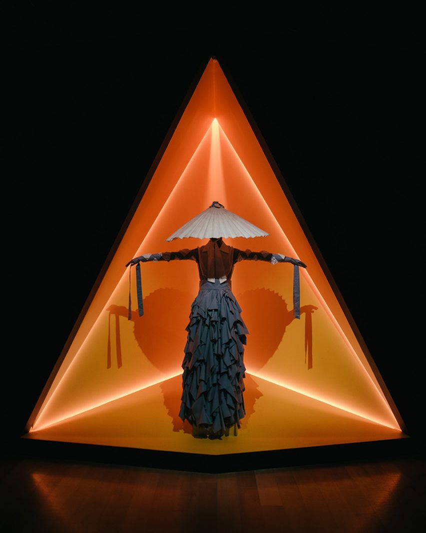 Gender Bending Fashion at Museum of Fine Arts Boston