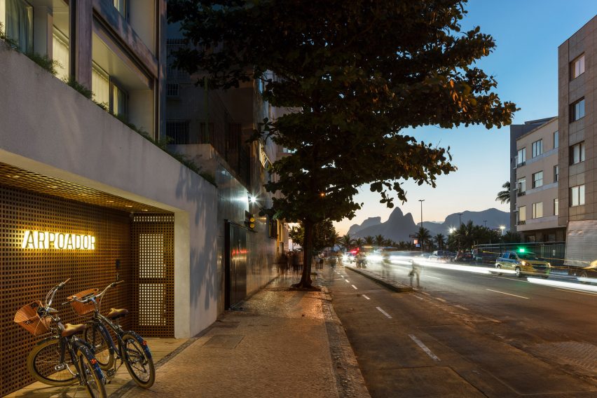 Hotel Arpoador by Bernardes Architecture