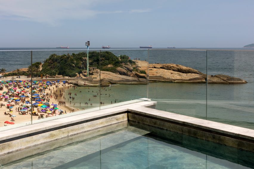 Hotel Arpoador by Bernardes Architecture