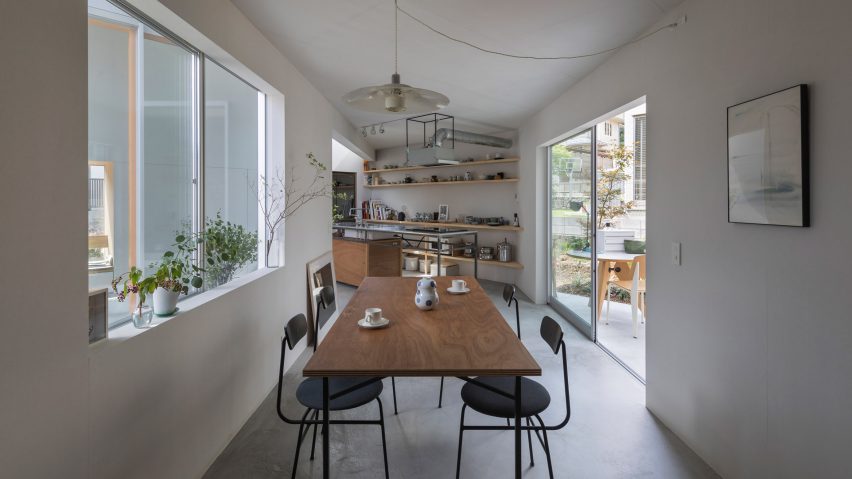 House in Sonobe by Tato Architects