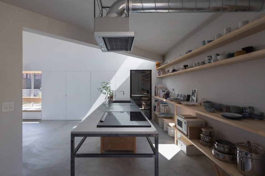 House in Sonobe by Tato Architects