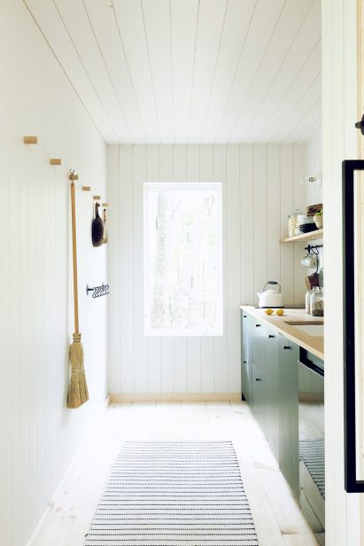 The Hut by Midland Architects