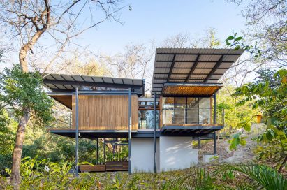 Jungle Frame House by Studio Saxe