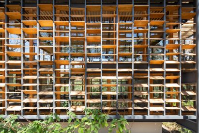 Jungle Frame House by Studio Saxe
