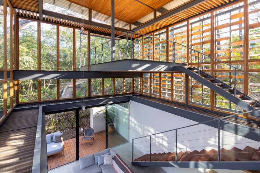 Jungle Frame House by Studio Saxe