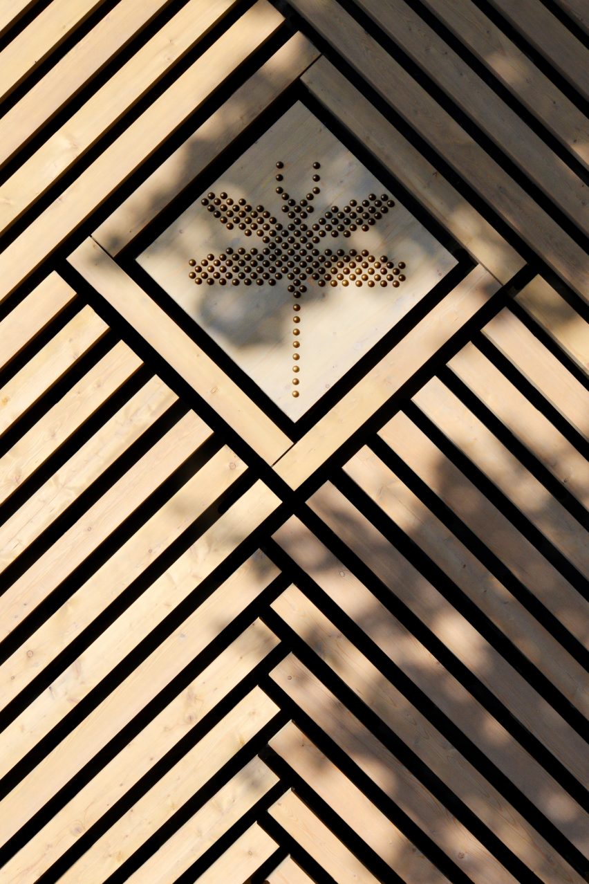 La Ruche by Tracks Architectes