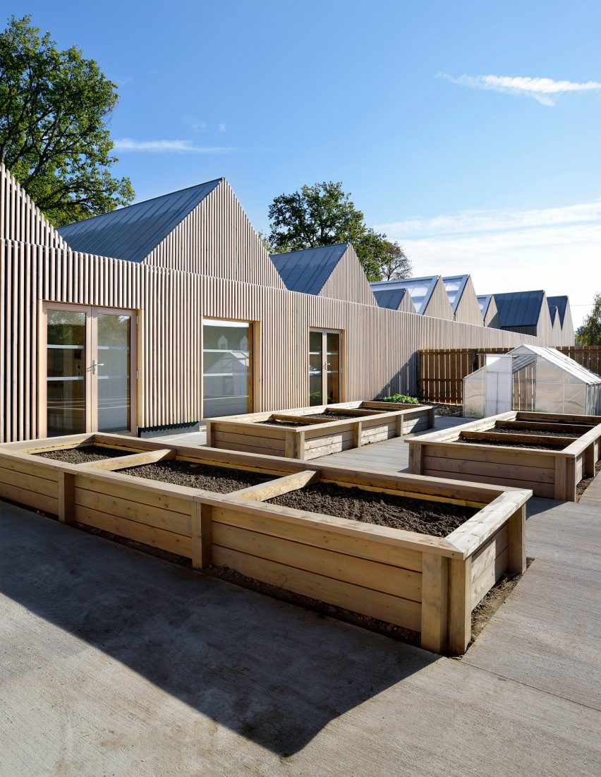 La Ruche by Tracks Architectes