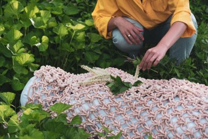 Shaina Garfield Leaves sustainable coffin