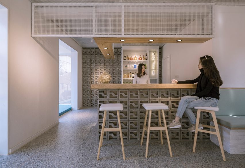Mica-Bar by 3andwich Design