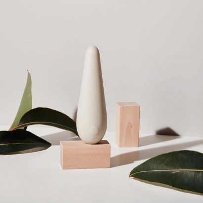 Vibe minimal sex toy by Maude