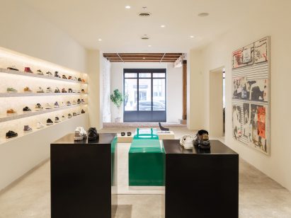 Notre interior renovation by Norman Kelley