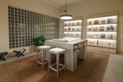 Notre interior renovation by Norman Kelley