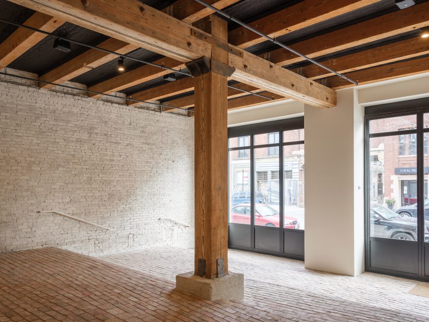 Notre interior renovation by Norman Kelley
