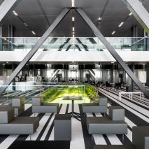 OMA responds to complaints about Rijnstraat 8 in the Netherlands
