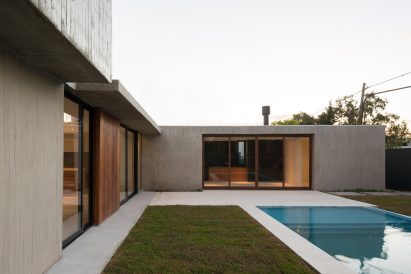 Rex House by Felipe Gonzalez Arzac