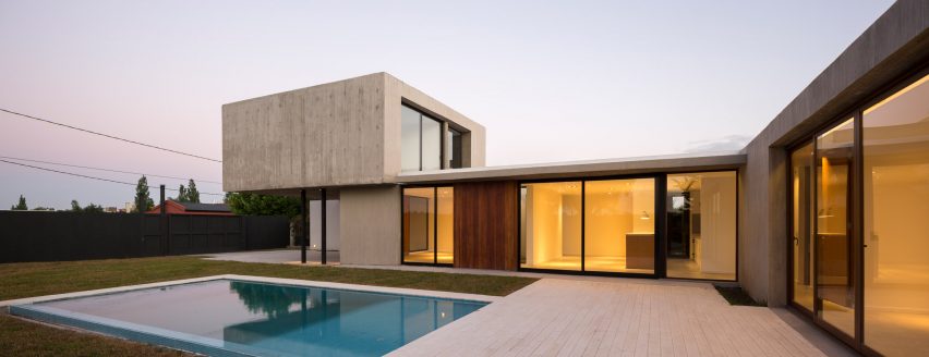 Rex House by Felipe Gonzalez Arzac