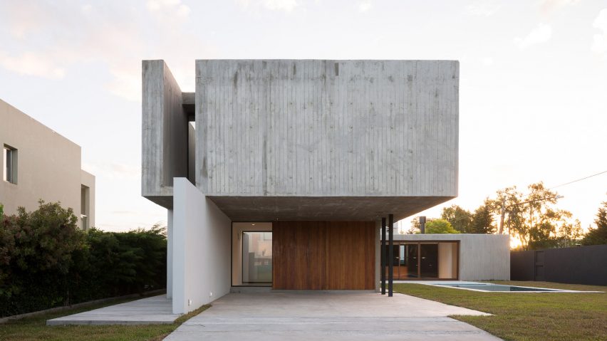 Rex House by Felipe Gonzalez Arzac