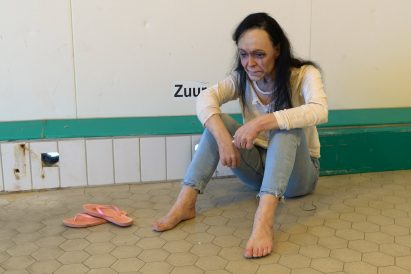 Interview with Ine Gevers, curator of Robot Love: Annelies, Looking For Completion by art duo LA Raeven