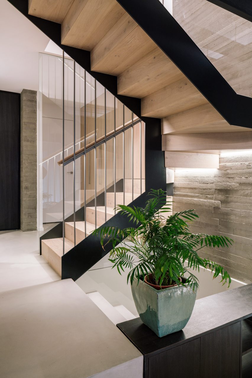 Sierra House by Steyn Studio