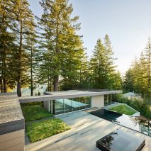 Spring Road house by EYRC Architects