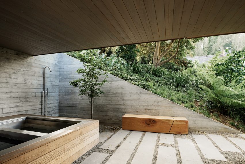 Twin Peaks Residence by Feldman Architects