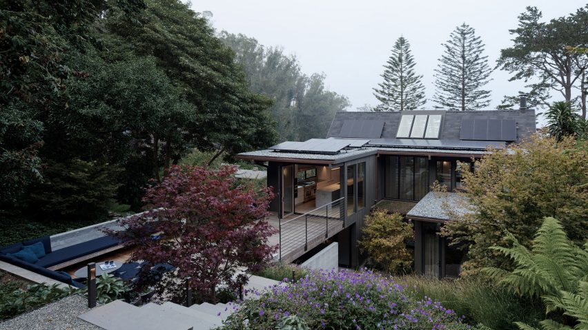 Twin Peaks Residence by Feldman Architects