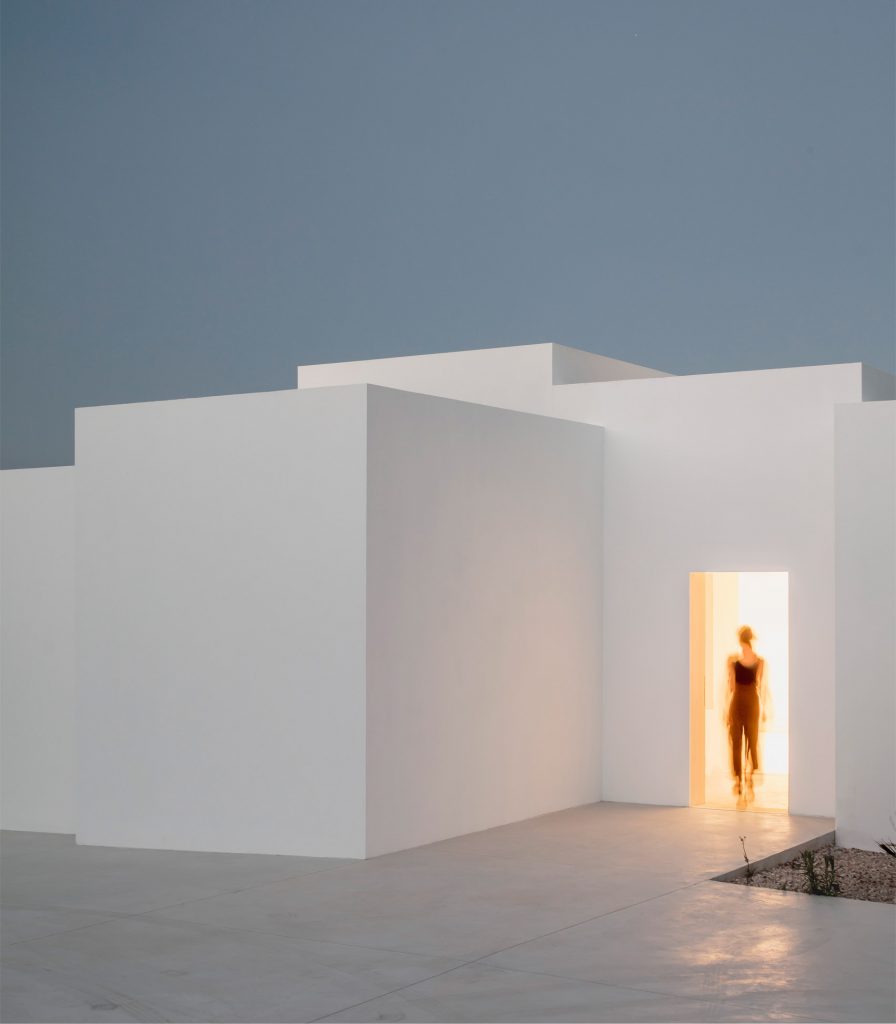 Villa Catwalk by Nomo Studio in Menorca